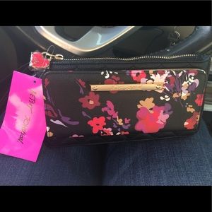 Betsey Johnson wallet
